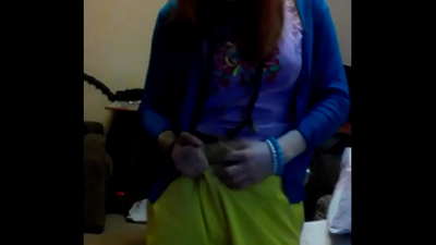 Улаан үстэй Хөнгөн дагинагийн онцлох видеог хаах